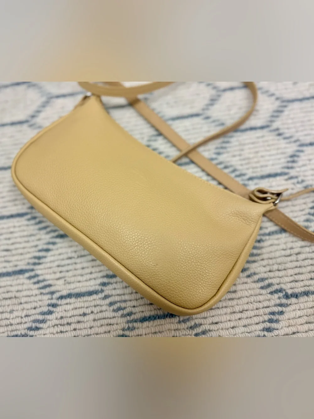 LONGCHAMP Vintage Y2K Beige Pebbled Leather Baguette Crossbody Made In France